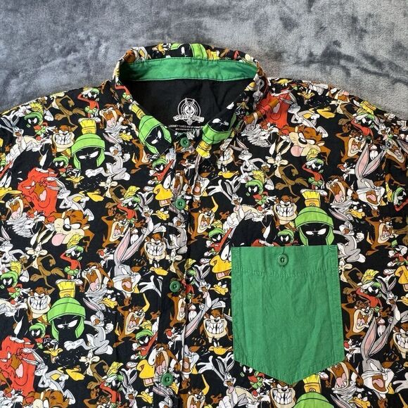 Warner Bros Sz XL Looney Tunes Cotton Button Shirt All Over Print Short Sleeve - Picture 6 of 14